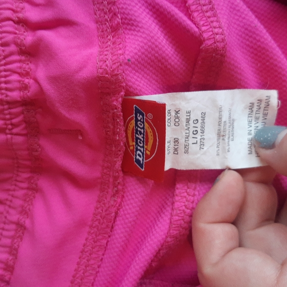 Pink Scrub👩🏼⚕️Set - Picture 3 of 4